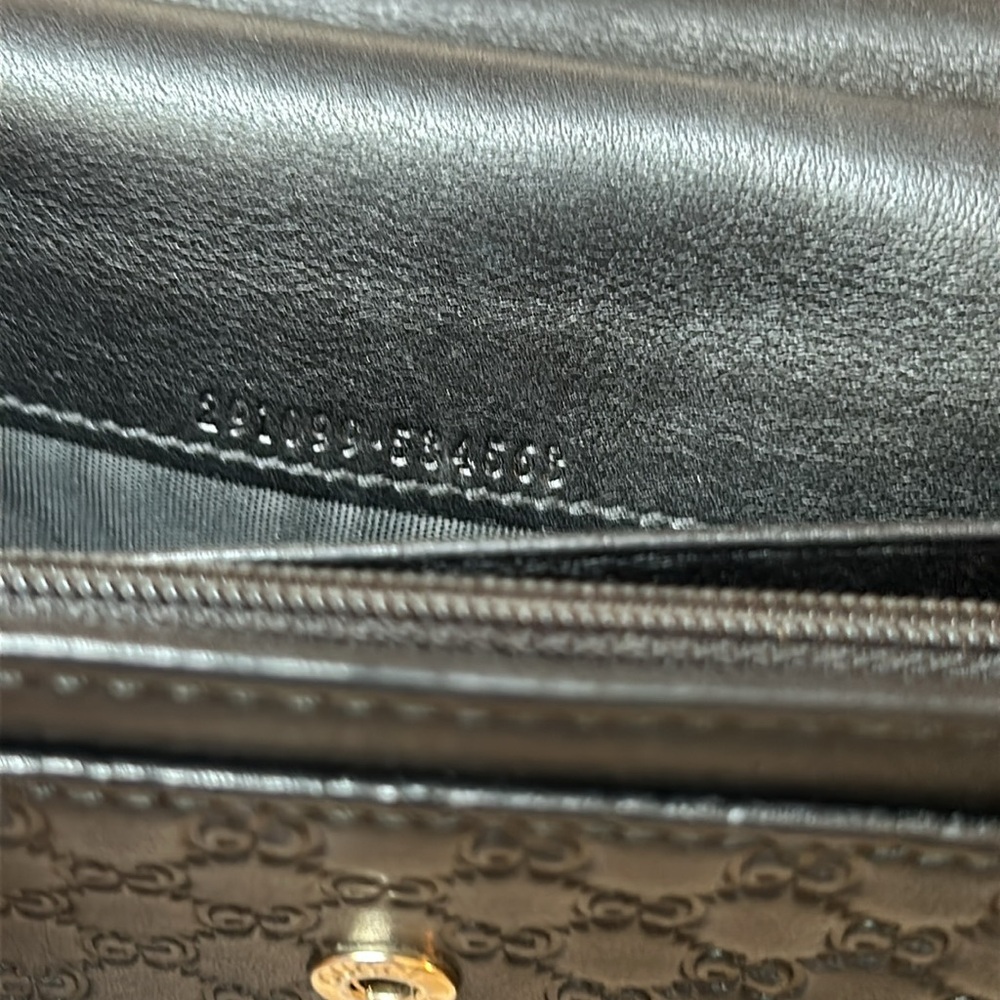 Gucci Microguccissima Black Leather Wallet with Gold Accent - Picture 10 of 12